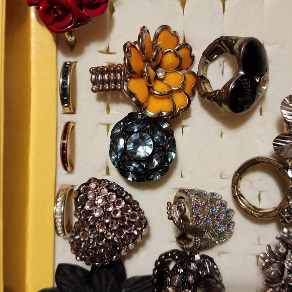 Rings - Picture 4 of 7